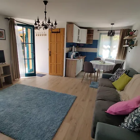 Krisztina Kabinja Apartment *